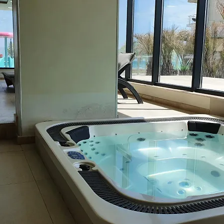 Seavibes B10 - Pool & Spa Beach 아파트 *