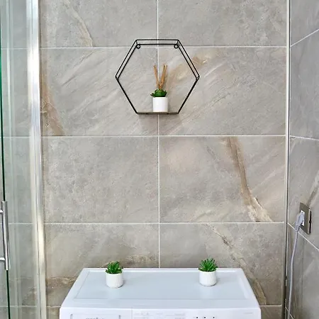 Seavibes B10 - Pool & Spa Beach Appartement